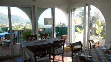 Thumbnail von villa for sale in - Benalmadena Pueblo