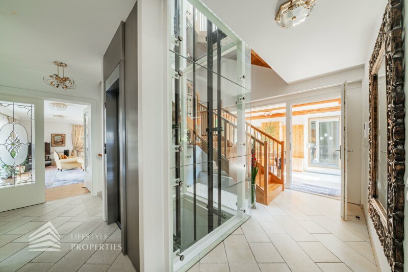 Thumbnail von Geräumige Luxus-Villa in Neustift