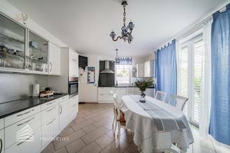 Thumbnail von Geräumige Luxus-Villa in Neustift