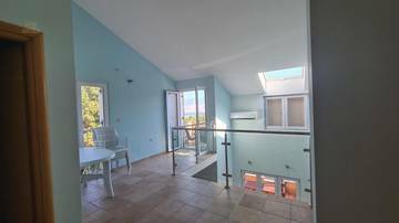 Thumbnail von Gepflegtes Mehrfamilienhaus mit Meerblick, Insel Pag