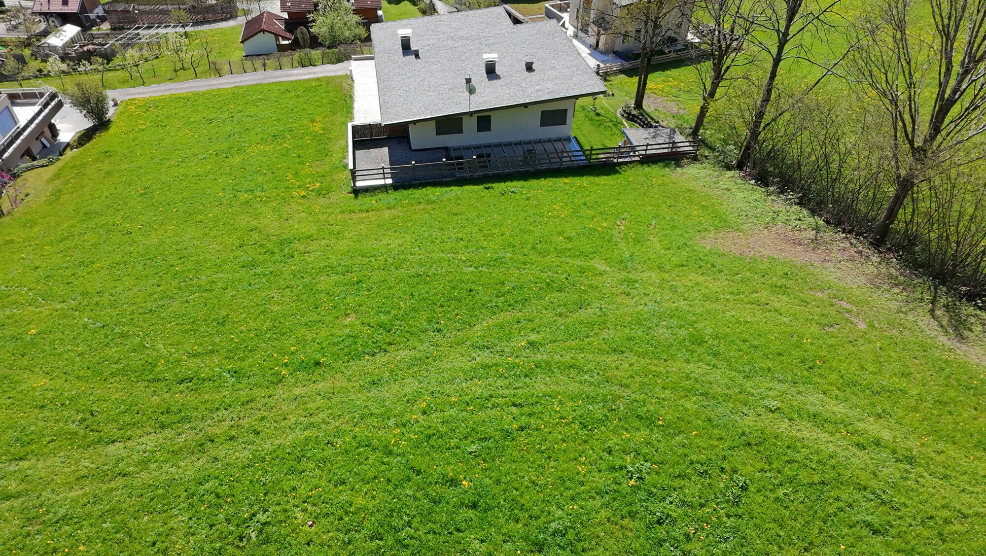 Thumbnail von Baugrundstück in ruhiger, sonniger Aussichtslage