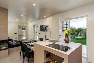 Thumbnail von Mediterranes Steinhaus mit Pool in Istrien