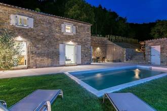 Thumbnail von Mediterranes Steinhaus mit Pool in Istrien