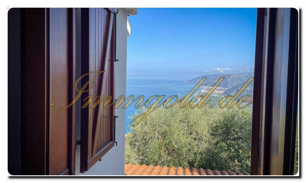 Thumbnail von Immogold Große Villa mit Traumseeblick mit Terrassen und Balconen