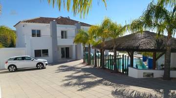 Thumbnail von villa for sale in - Calahonda