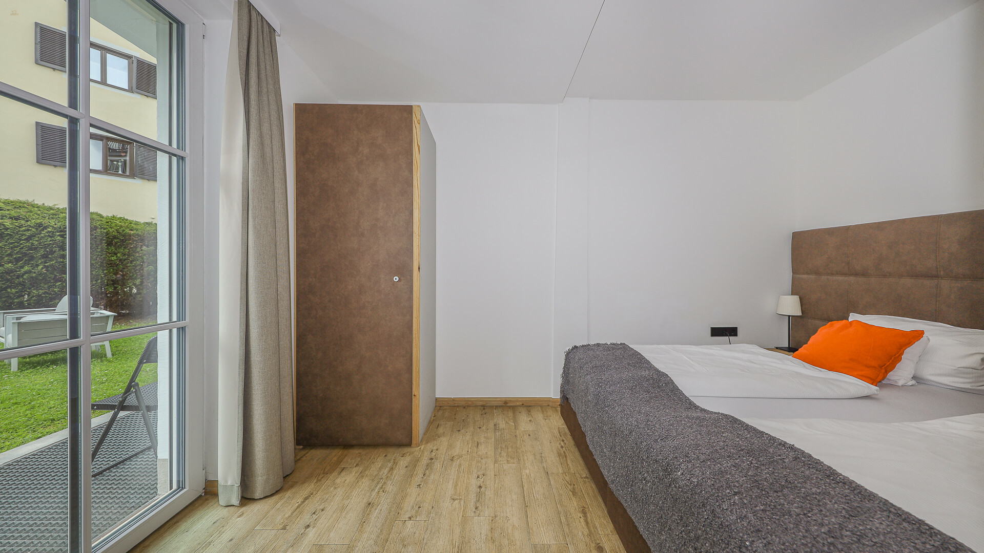 Thumbnail von Garten-Apartment mit touristischer Nutzung