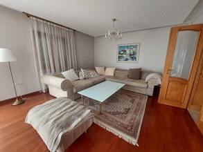 Thumbnail von Villa in attraktiver Lage nahe dem Meer