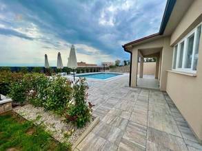 Thumbnail von Mehrfamilienhaus mit traumhaften Ausblick auf das Meer, Labin