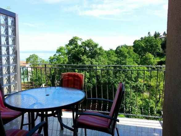 Appartement auf zwei Etagen mit Blick auf das Meer