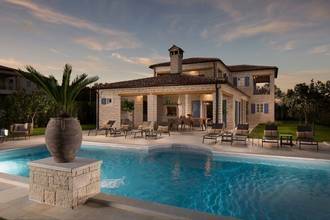Thumbnail von Mediterrane Villa mit Pool und Sportplatz, Kanfanar Region Istrien