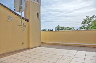 Thumbnail von Haus mit Swimmingpool in der ersten Reihe zum Meer bei Umag