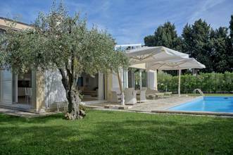 Thumbnail von Haus mit Swimmingpool in der ersten Reihe zum Meer bei Umag