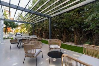 Thumbnail von Luxuriöse Maisonettewohnung mit Meerblick und Community-Pool