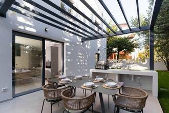 Thumbnail von Luxuriöse Maisonettewohnung mit Meerblick und Community-Pool