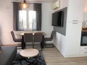 Thumbnail von Modernes Mehrfamilienhaus mit acht Wohneinheiten in Opatija