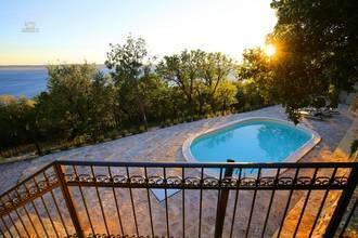 Thumbnail von Traditionelles Steinhaus in ruhiger Lage mit schönem Meerblick und Pool, Region Starigrad Paklenica