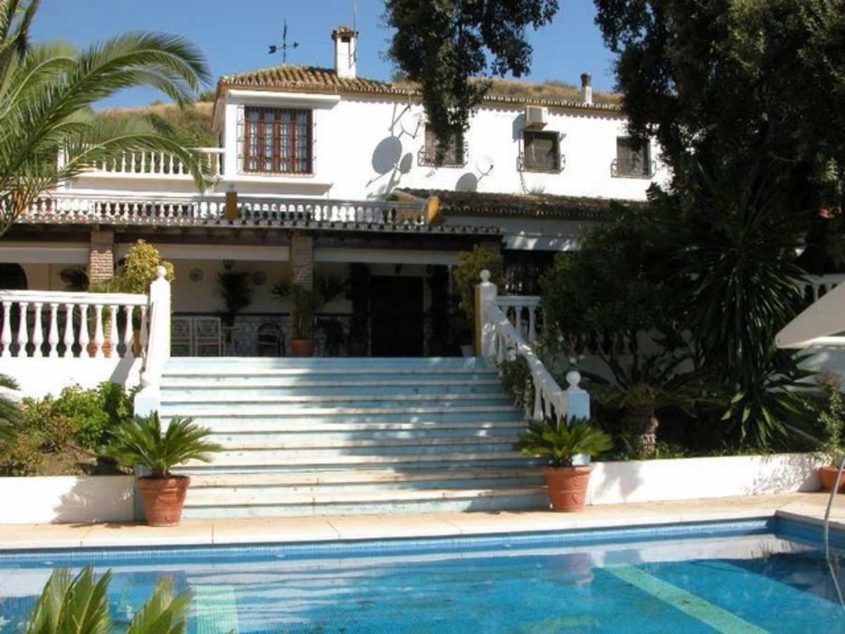 villa for sale in - Mijas Costa