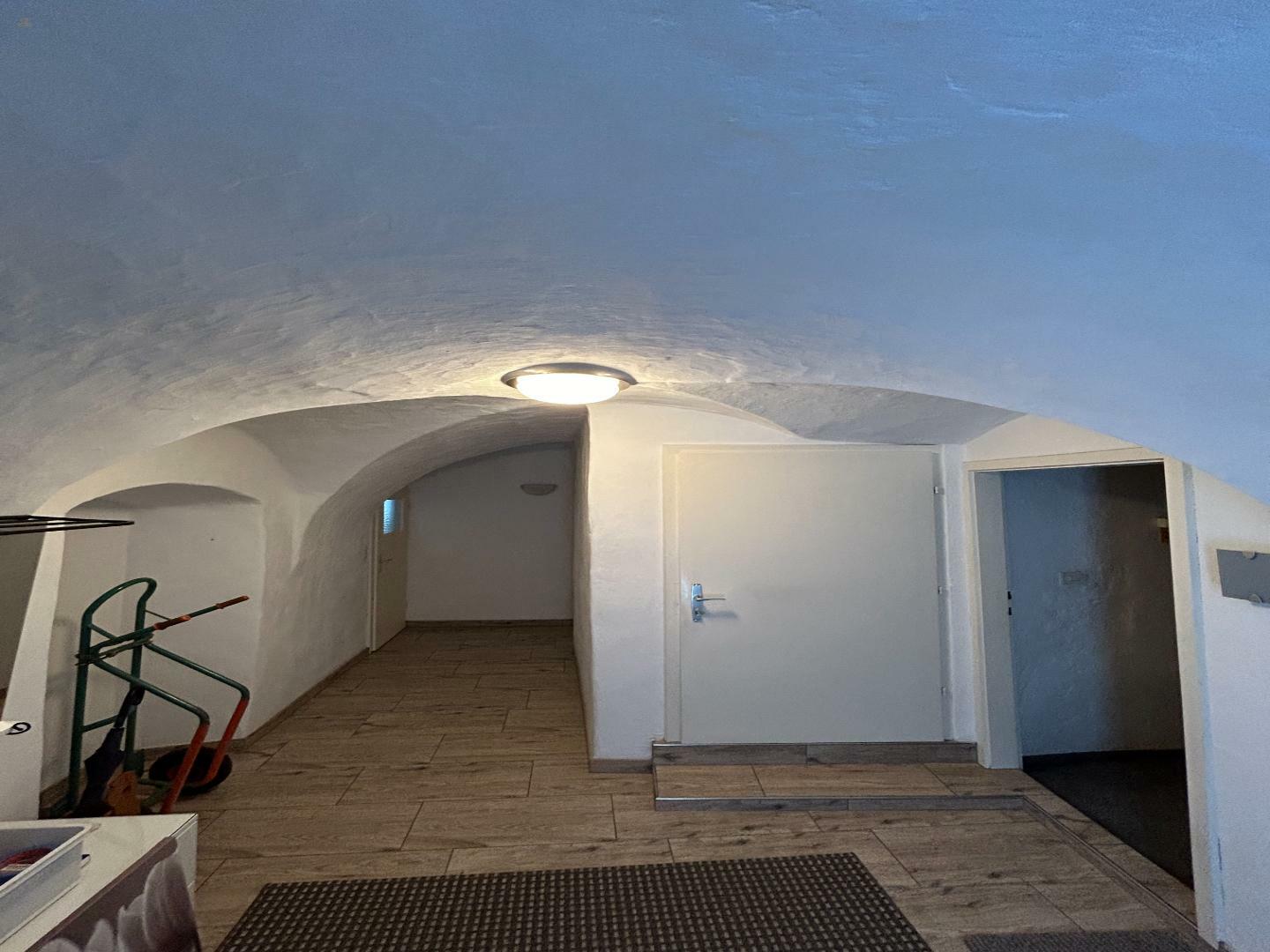 Thumbnail von Casa histórica con potencial y terreno en espera de desarrollo agrícola (procedimiento de oferta)