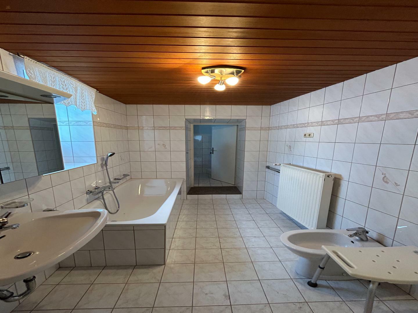 Thumbnail von Casa histórica con potencial y terreno en espera de desarrollo agrícola (procedimiento de oferta)