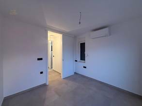 Thumbnail von Moderne Villa mit traumhaften Meerblick, Region Novalja