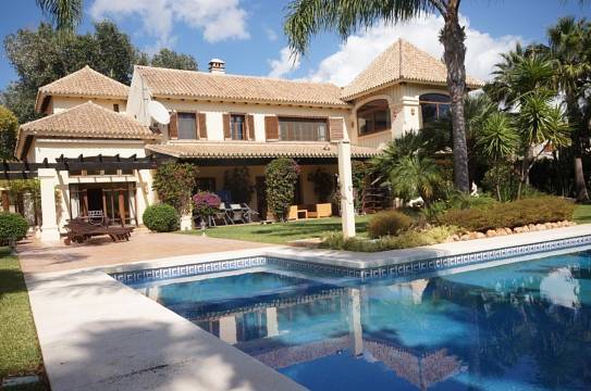 	 villa for sale in - Puerto Banus 