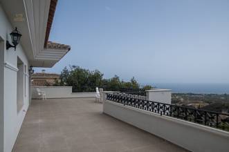 Thumbnail von villa for sale in - Altos de los Monteros