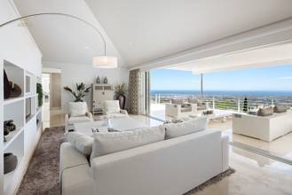 Thumbnail von villa for sale in - El Madroñal