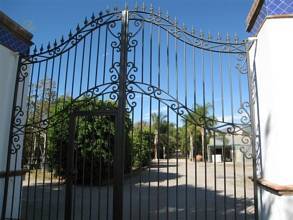 Thumbnail von villa for sale in - New Golden Mile