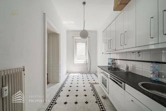 Thumbnail von Historische Villa mit Studie für Ausbauprojekt in Grinzinger Bestlage