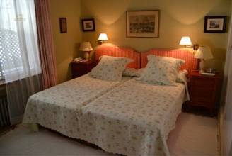 Thumbnail von villa for sale in - Puerto Banus