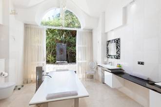 Thumbnail von villa for sale in - Nueva Andalucia