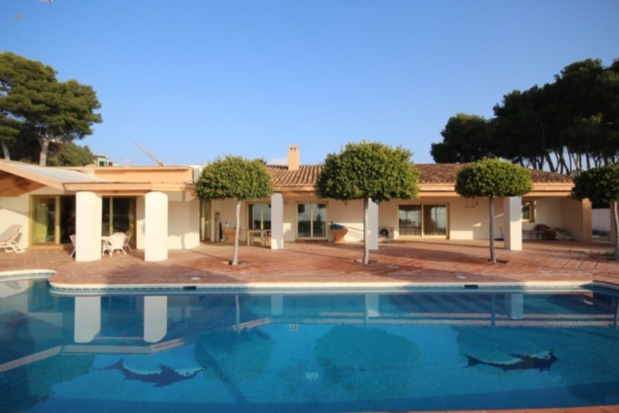 Luxus-Villa in Benamara R2345453