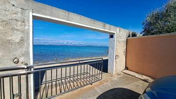 Haus in der ersten Reihe zum Meer