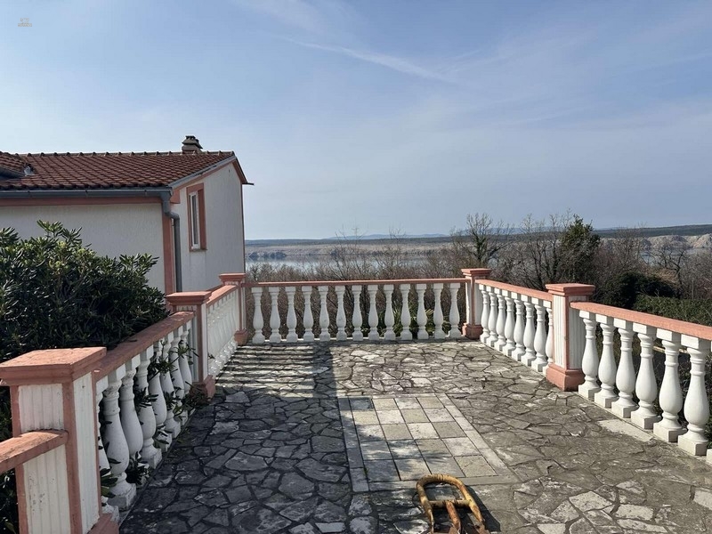 Appartement in ruhiger Lage mit Meerblick, Region Crikvenica