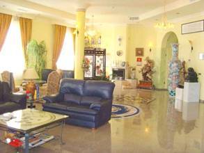 Thumbnail von villa for sale in - Torrequebrada