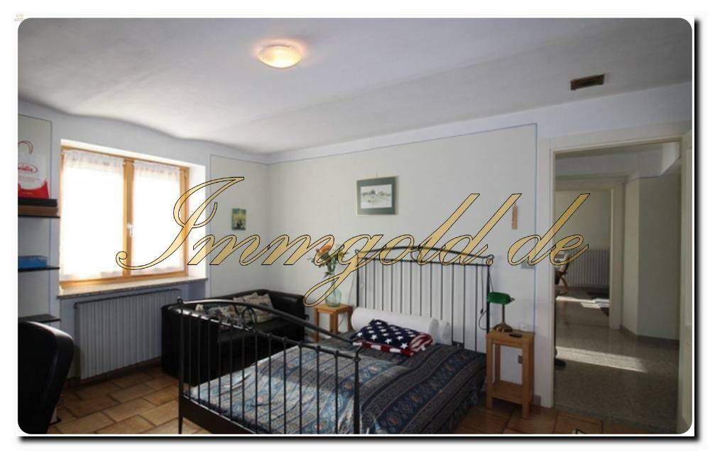 Thumbnail von Immo0gold gepflegtes Haus mit Garten in Panoramalage