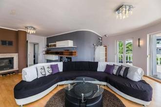 Thumbnail von Villa mit Einliegerwohnung, Pool und schönem Meerblick