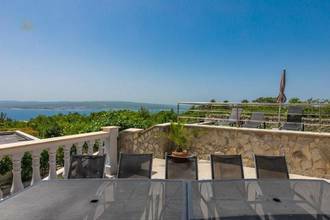 Thumbnail von Villa mit Einliegerwohnung, Pool und schönem Meerblick
