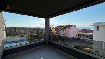 Thumbnail von Neue Wohnung mit Meerblick