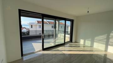 Thumbnail von Neue Wohnung mit Meerblick