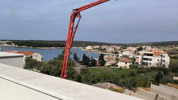Thumbnail von Modernes Penthouse mit großer Terrasse und Meerblick