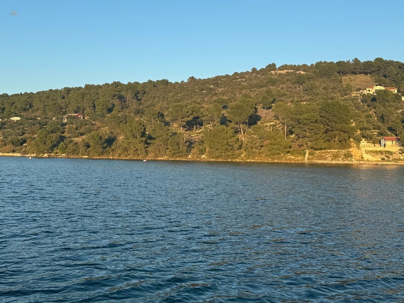 Thumbnail von Großes Baugrundstück in traumhafter Lage in der 1. Reihe