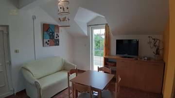 Thumbnail von Villa mit 9 Appartements in außergewöhnlich schöner Lage am Meer