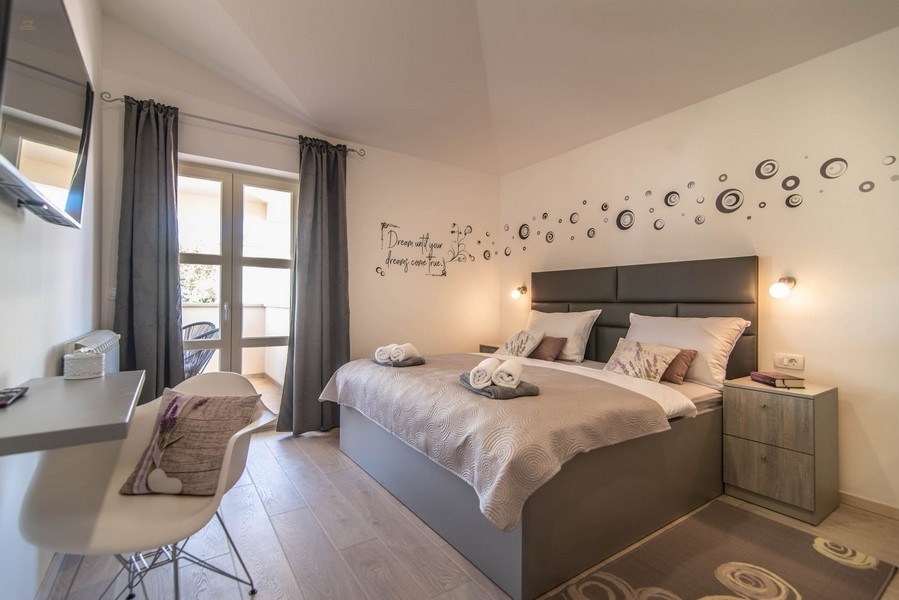 Thumbnail von Mediterrane Villa mit Pool und Sommerküche, Region Porec