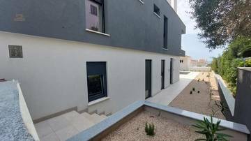 Thumbnail von Moderne Neubau-Appartements mit Meerblick in Novalja