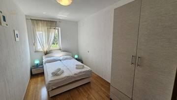 Thumbnail von Doppelhaushälfte mit Pool und Meerblick in Dramalj, Crikvenica