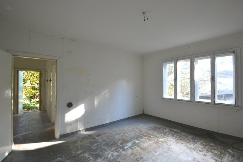 Thumbnail von Traumhaftes Grundstück mit Altbestand und Baustudie in Neustift