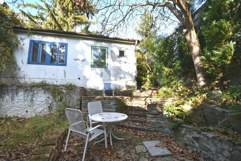 Thumbnail von Traumhaftes Grundstück mit Altbestand und Baustudie in Neustift