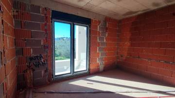 Thumbnail von Moderne Villa mit Pool und Meerblick