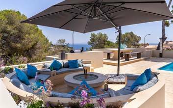 Thumbnail von Großzügige Villa mit traumhaften Meerblick in Sol de Mallorca